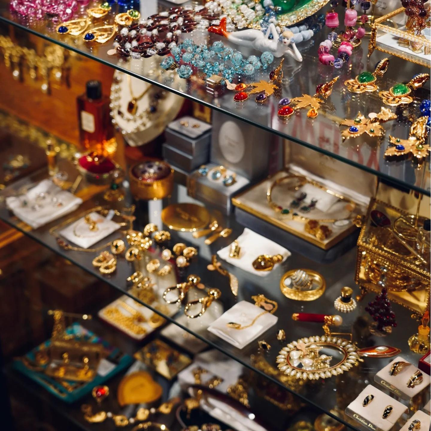 Yulia's Livestream Lucky Box