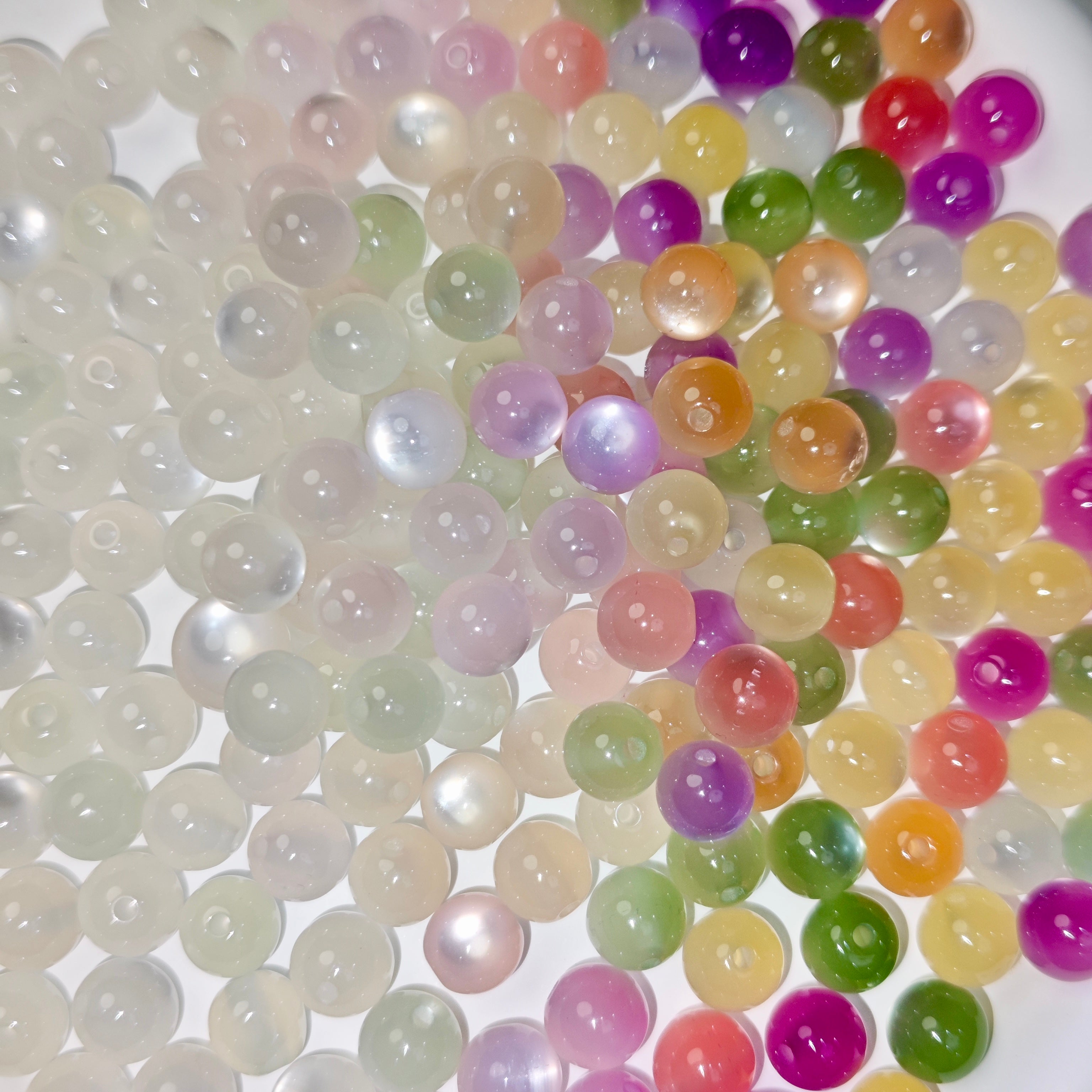 Acrylic beads-Color-changing beads (for bracelet ,beadable pens, keychains, phone chains)