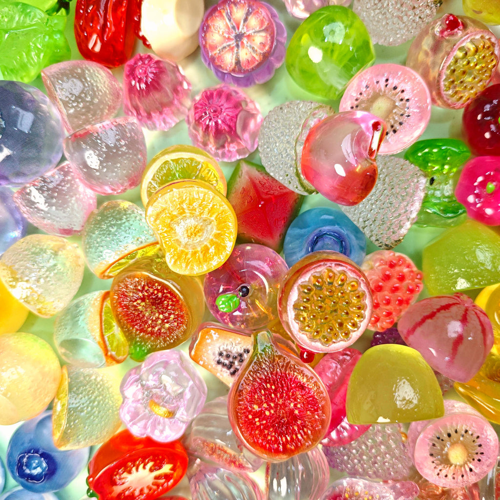 Realistic Glow-in-the-Dark Fruits Lucky game