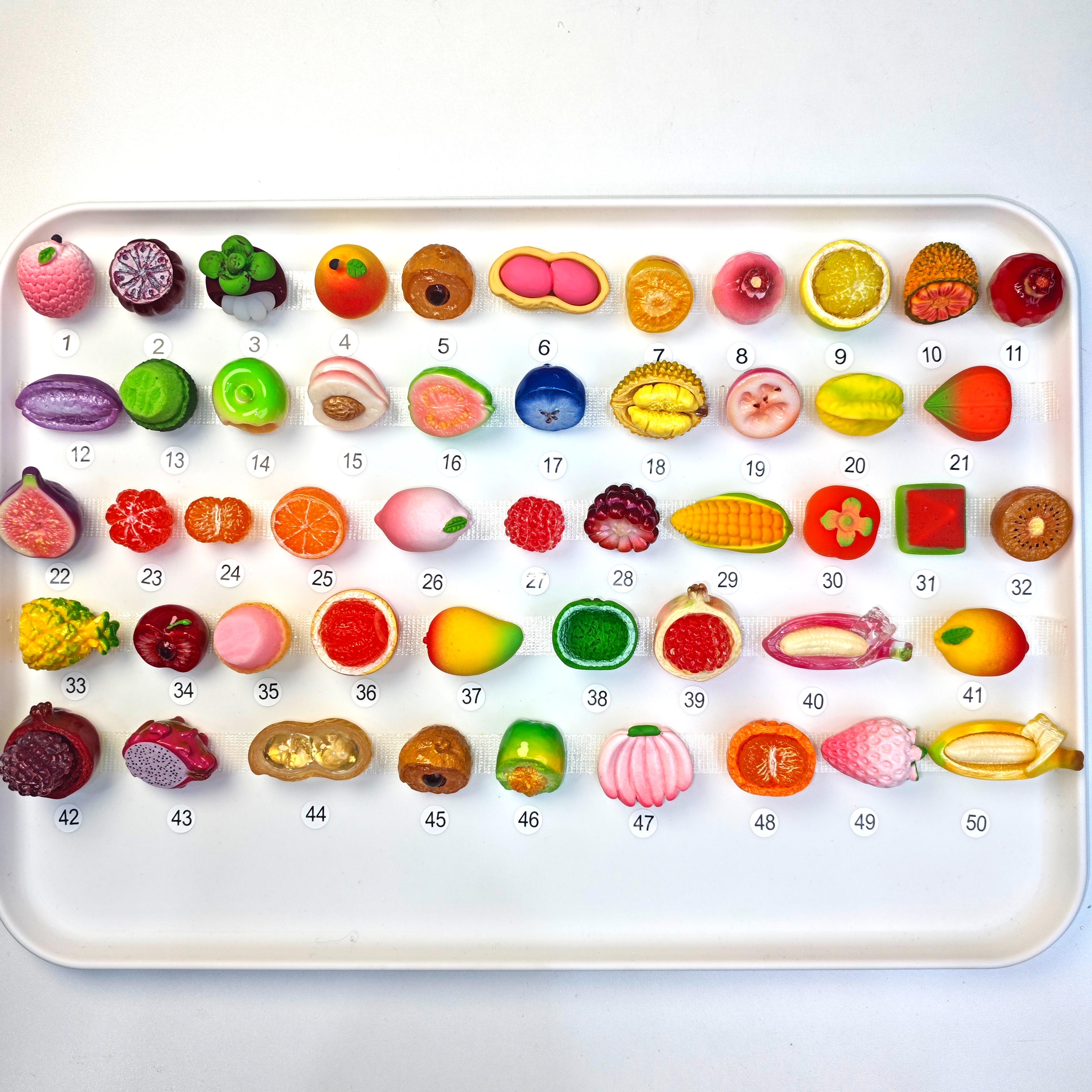 Noctilucent fruit resin ornament（You can choose any style you want）