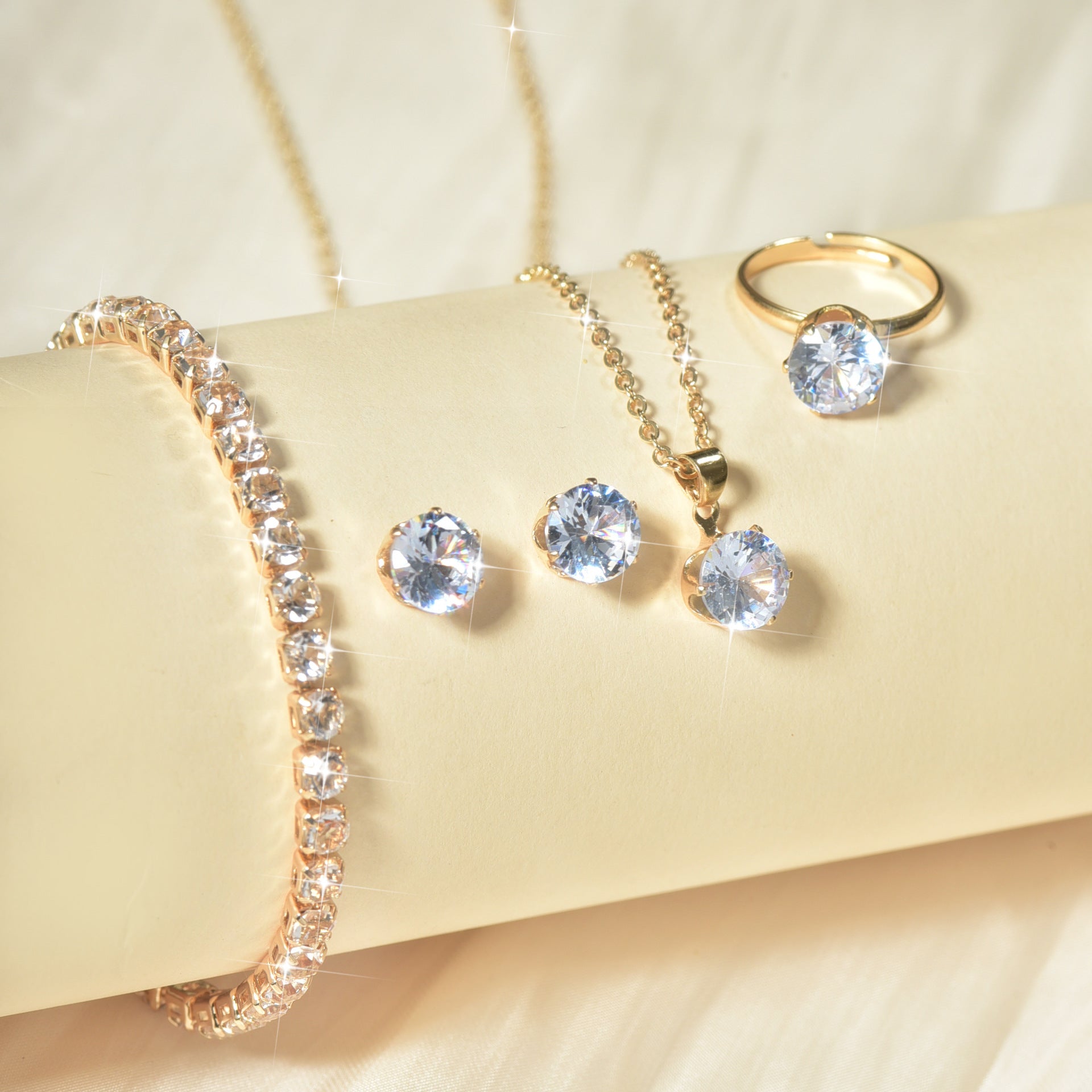 Zircon 4-piece set