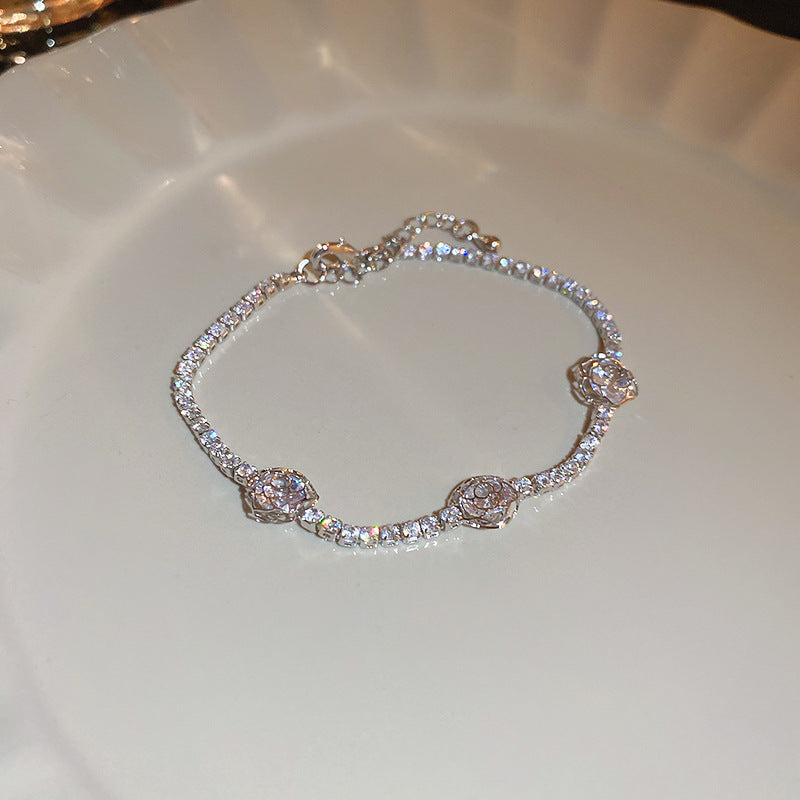 Three metal flower zircon bracelet