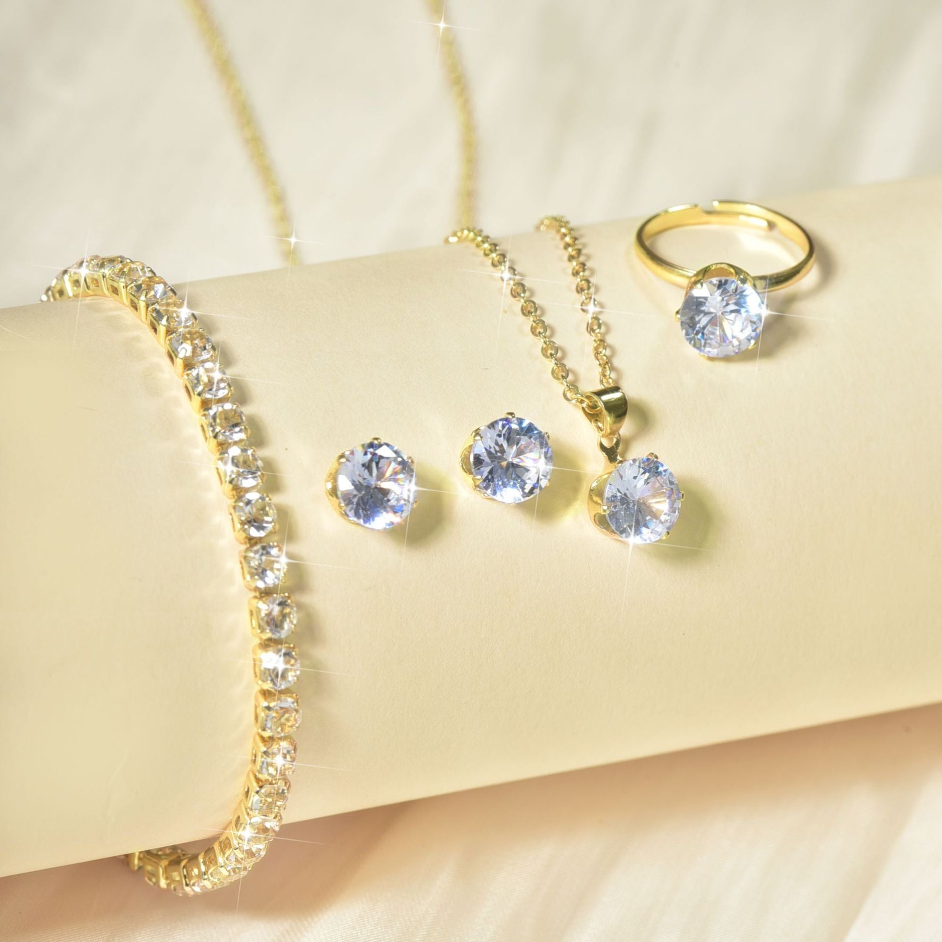 Zircon 4-piece set