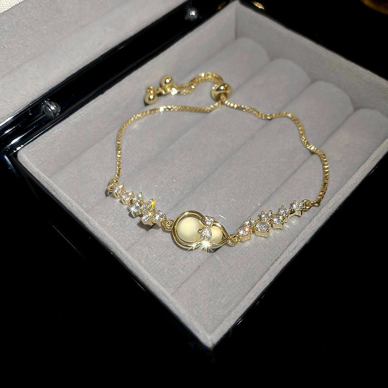 Calabash Bow Gold Bracelet